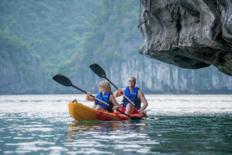 Heritage Line Ylang Cruise - Halong Bay & Lan Ha Bay Халонг Екстер'єр фото