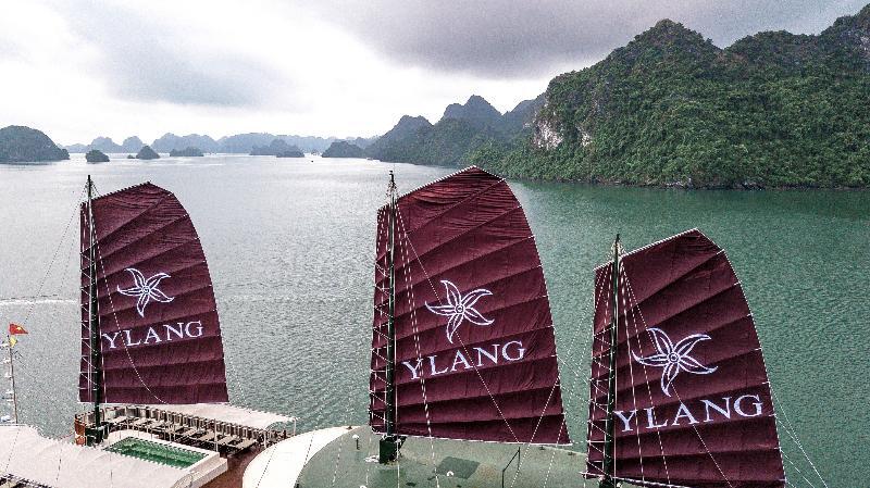 Heritage Line Ylang Cruise - Halong Bay & Lan Ha Bay Халонг Екстер'єр фото