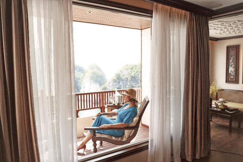 Heritage Line Ylang Cruise - Halong Bay & Lan Ha Bay Халонг Екстер'єр фото